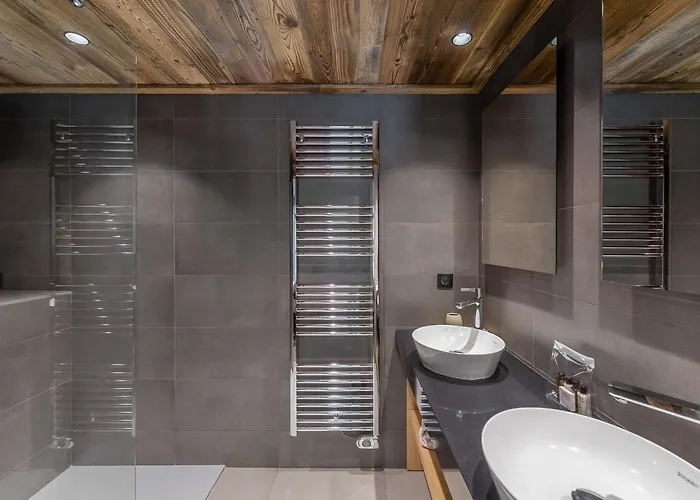 Moderne A 1550 Avec Parking Et Wifi - Fr-1-562-66